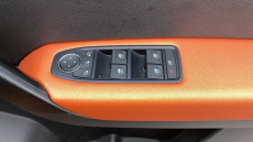 Renault Captur 1.3 TCE 130 Iconic 5dr Petrol Hatchback